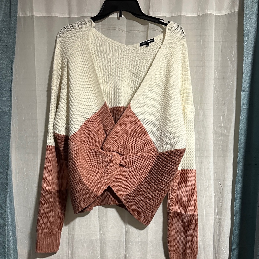 Fashion Nova V-Neck Sweater - Cream and Tan